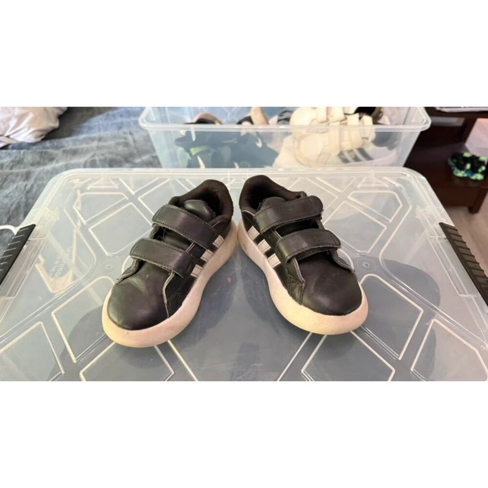 Adidas bubble shoes little kids 9